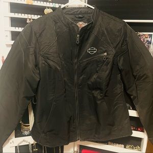 Woman’s XL Harley Davidson Jacket.